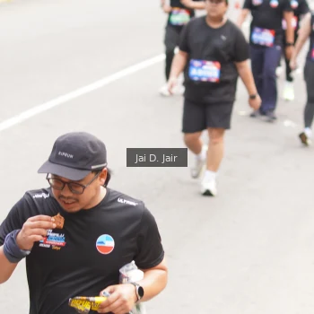 Runner Photo 3962591