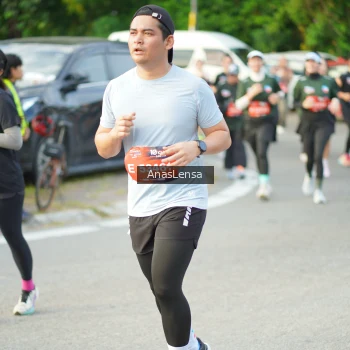Runner Photo 3962609