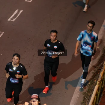 Runner Photo 3962646