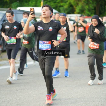 Runner Photo 3962650