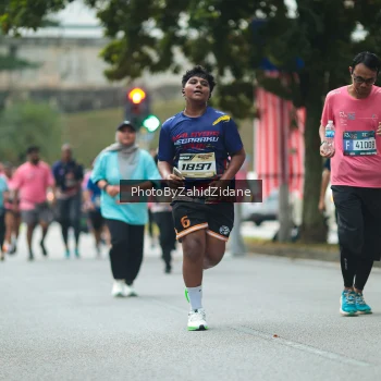 Runner Photo 3962651