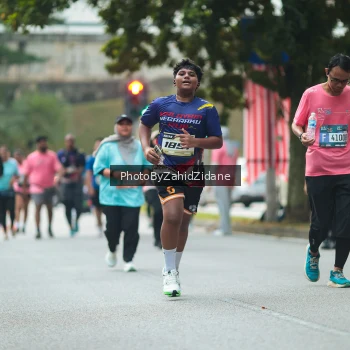 Runner Photo 3962652