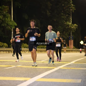 Runner Photo 3962659