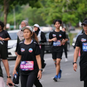 Runner Photo 3962672