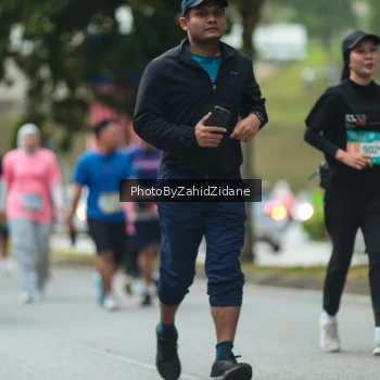 Runner Photo 3962707