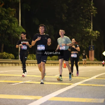 Runner Photo 3962716