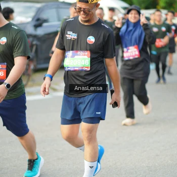 Runner Photo 3962755