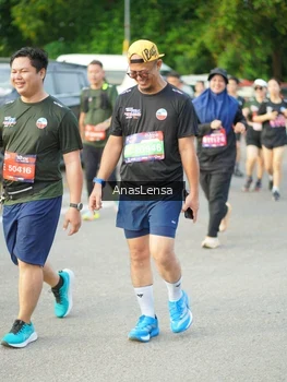 Runner Photo 3962757