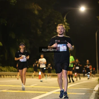 Runner Photo 3962804