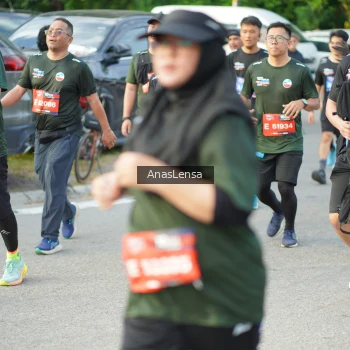 Runner Photo 3962846
