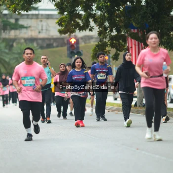 Runner Photo 3962920