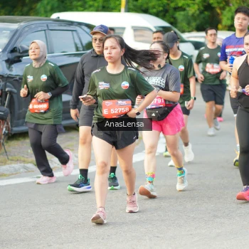 Runner Photo 3962953