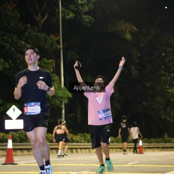 Runner Photo 3962992