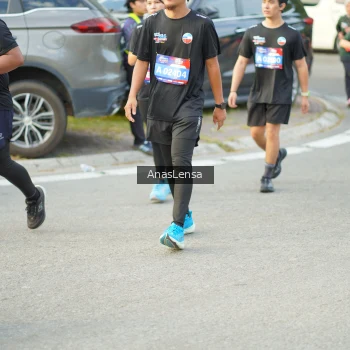 Runner Photo 3962998
