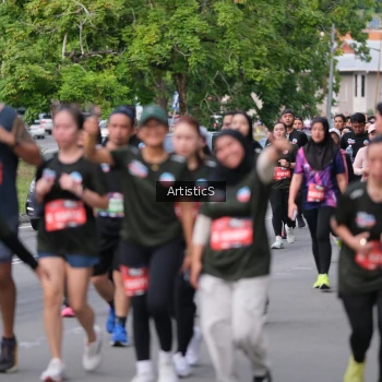Runner Photo 3963005