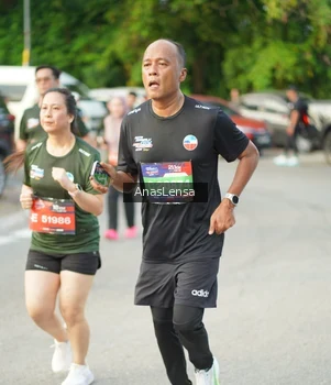 Runner Photo 3963100