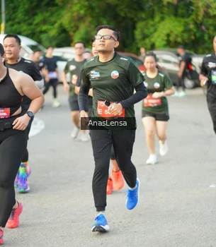 Runner Photo 3963106