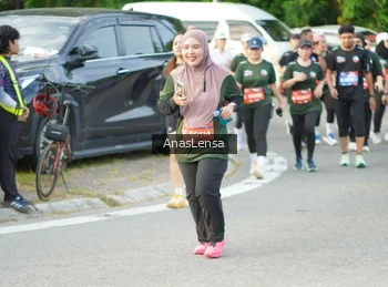 Runner Photo 3963114