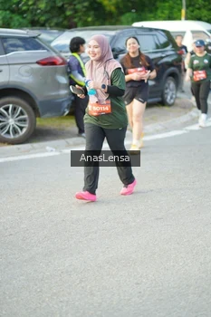 Runner Photo 3963124