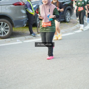 Runner Photo 3963135