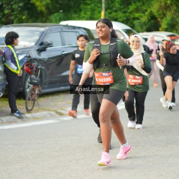 Runner Photo 3963365