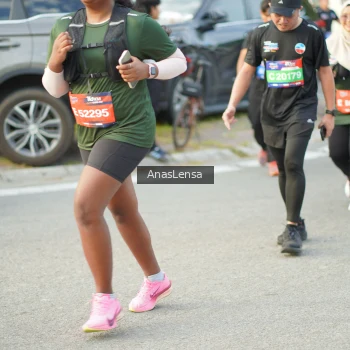 Runner Photo 3963370
