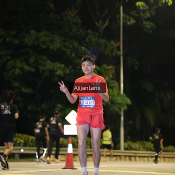 Runner Photo 3963433