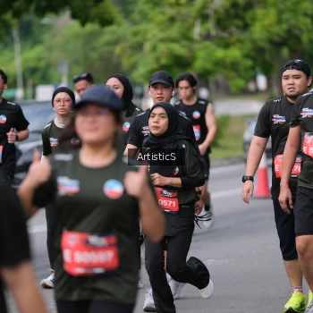 Runner Photo 3963530