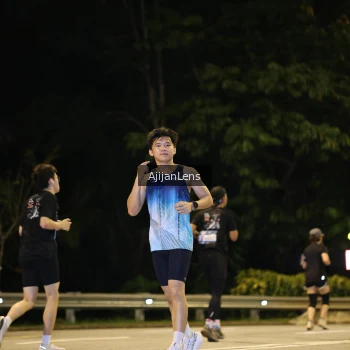 Runner Photo 3963573