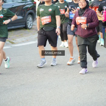 Runner Photo 3963597