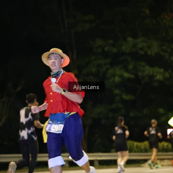 Runner Photo 3963605