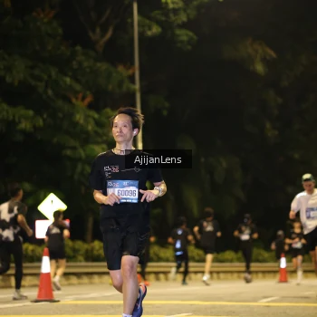 Runner Photo 3963611
