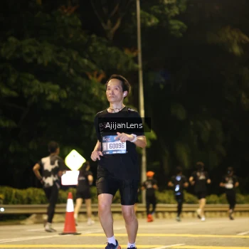 Runner Photo 3963615