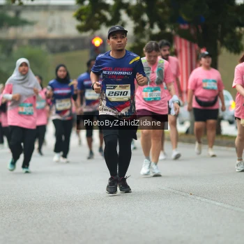 Runner Photo 3963617