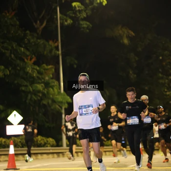 Runner Photo 3963632