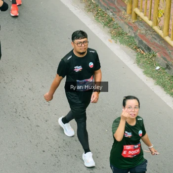 Runner Photo 3963636