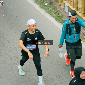 Runner Photo 3963666