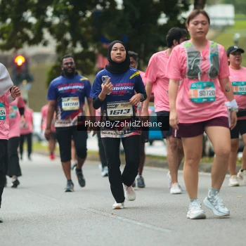 Runner Photo 3963672
