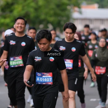 Runner Photo 3963675