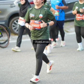 Runner Photo 3963691