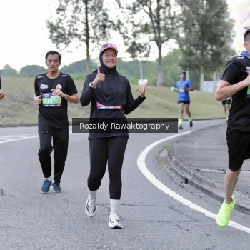 Runner Photo 3963707