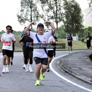Runner Photo 3963710