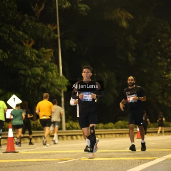 Runner Photo 3963713