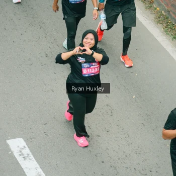 Runner Photo 3963722