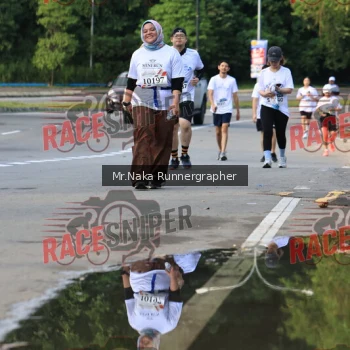 Runner Photo 396374