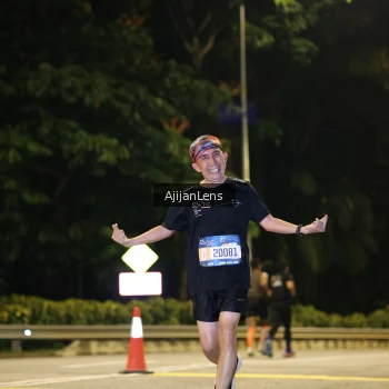 Runner Photo 3963772