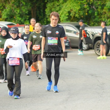 Runner Photo 3963779