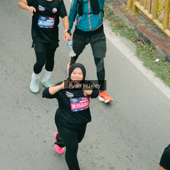 Runner Photo 3963781