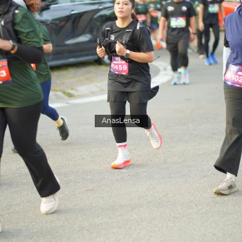 Runner Photo 3963784