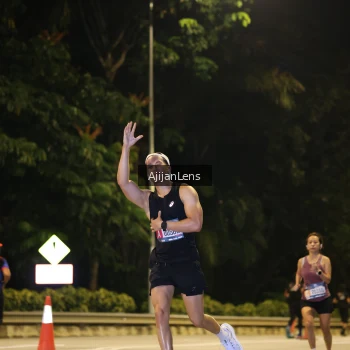 Runner Photo 3963797